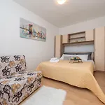 ヴィラ Toni By Adriaticluxuryvillas *