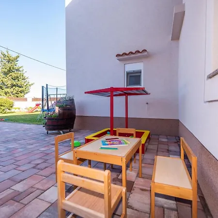 Villa Toni With Private Pool Near Zadar *