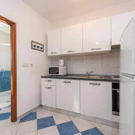 Villa Toni With Private Pool Near Zadar Murvica (Policnik)