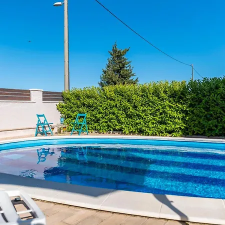 Villa Toni With Private Pool Near Zadar *